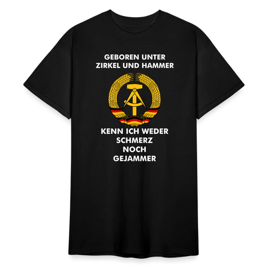 OSSI8 Tshirt GEBOREN UNTER ZIRKEL UND HAMMER - Schwarz