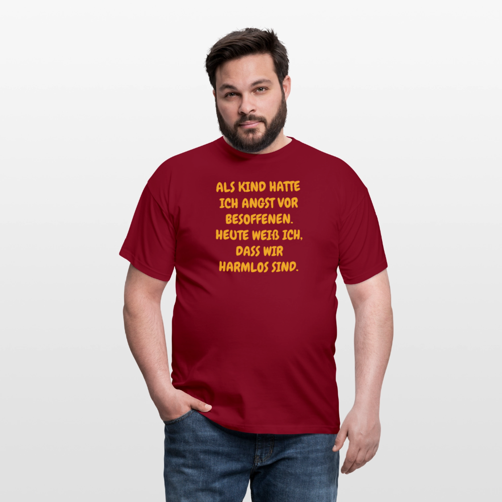 SSW2669ALS KIND HATTE ICH ANGST VOR BESOFFENEN. HEUTE WEIß ICH, DASS WIR HARMLOS SIND. - Ziegelrot